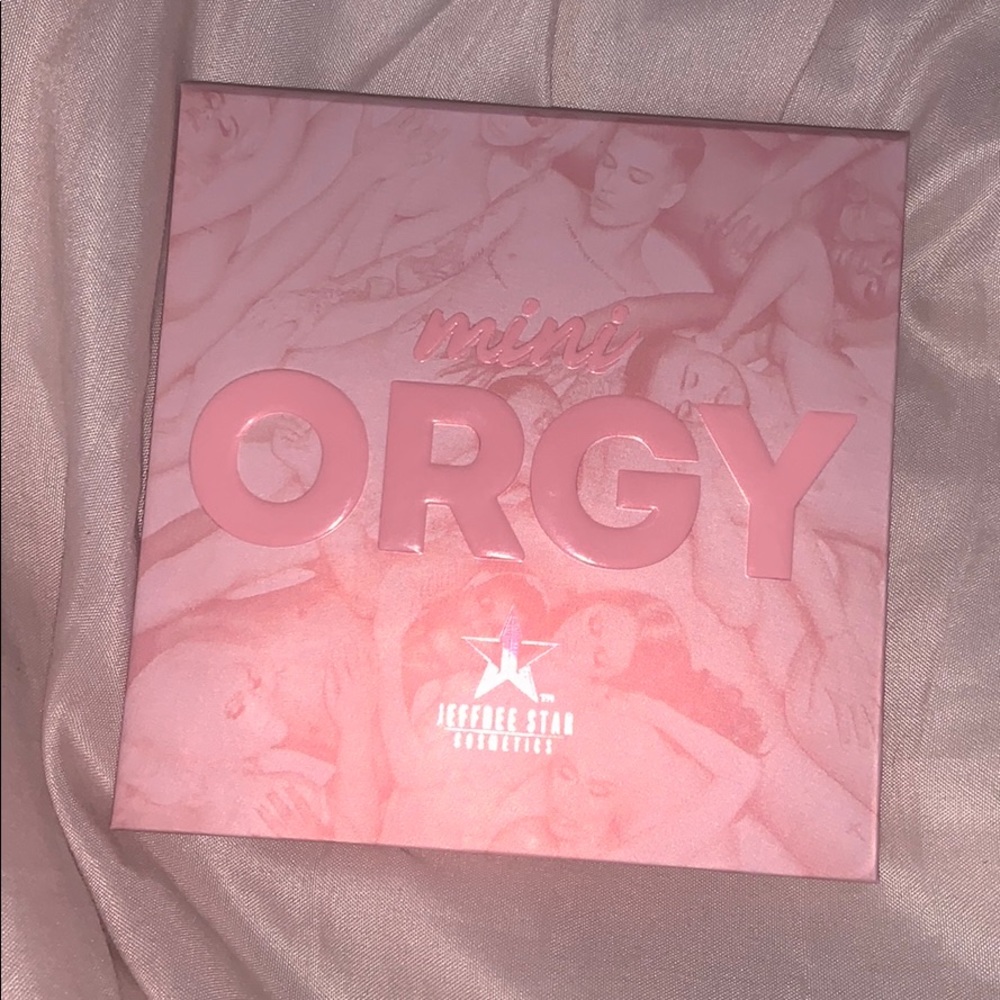 Jeffree Star Mini Orgy Palette
